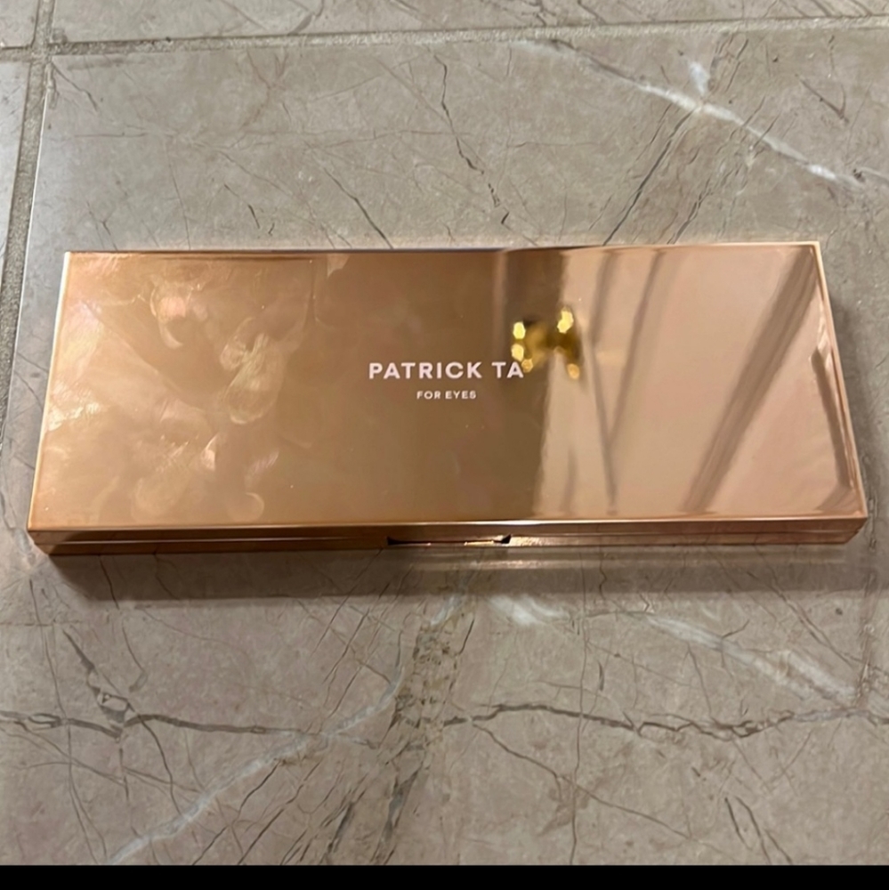 💥PATRICK TA MAJOR DIMENSION EYESHADOW PALETTE #1💥